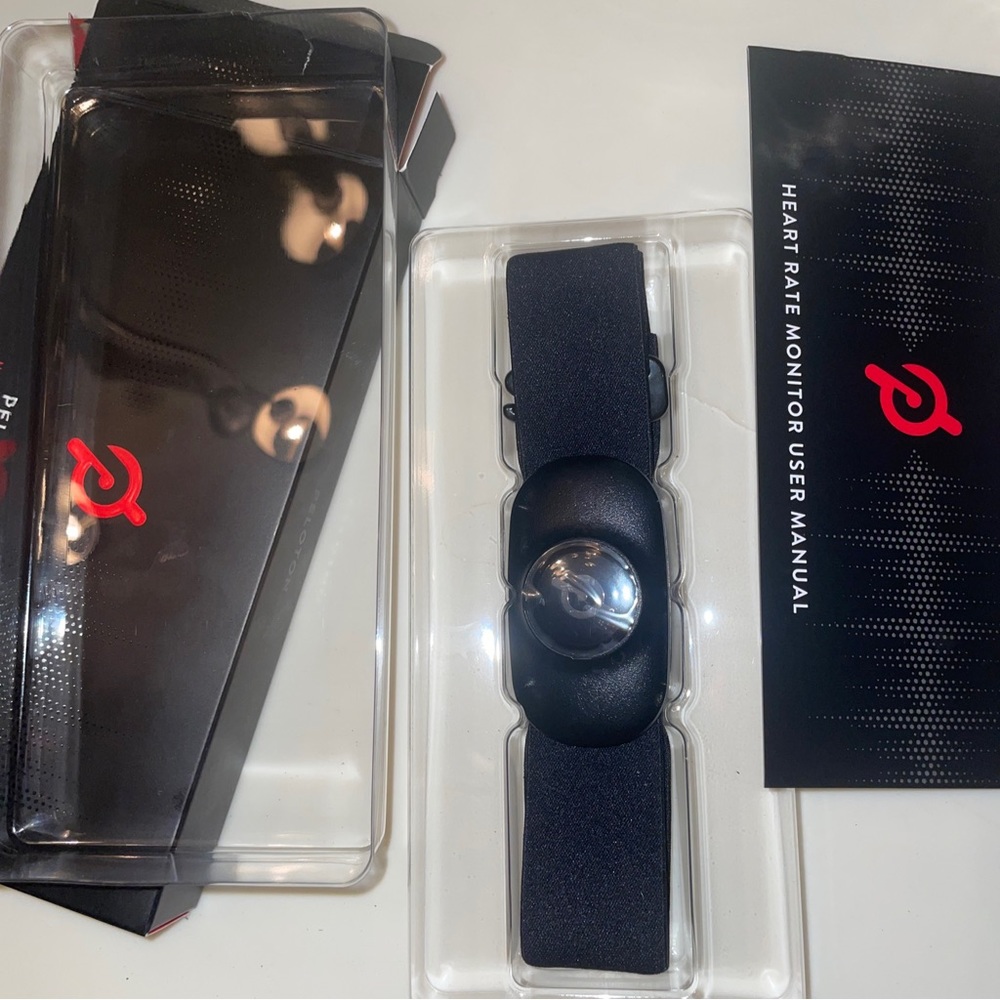 peloton heart rate monitor new in box